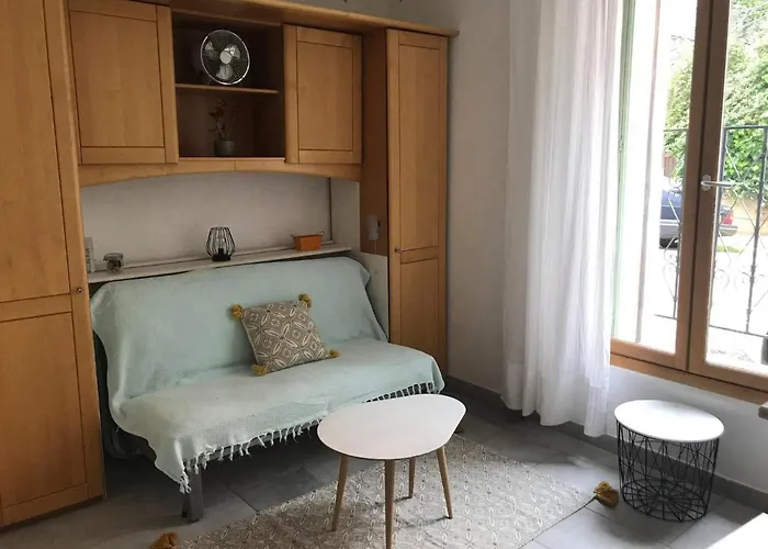 아파트 Joli Studio, Plain-pied, Calme, Proche Centre 나르본